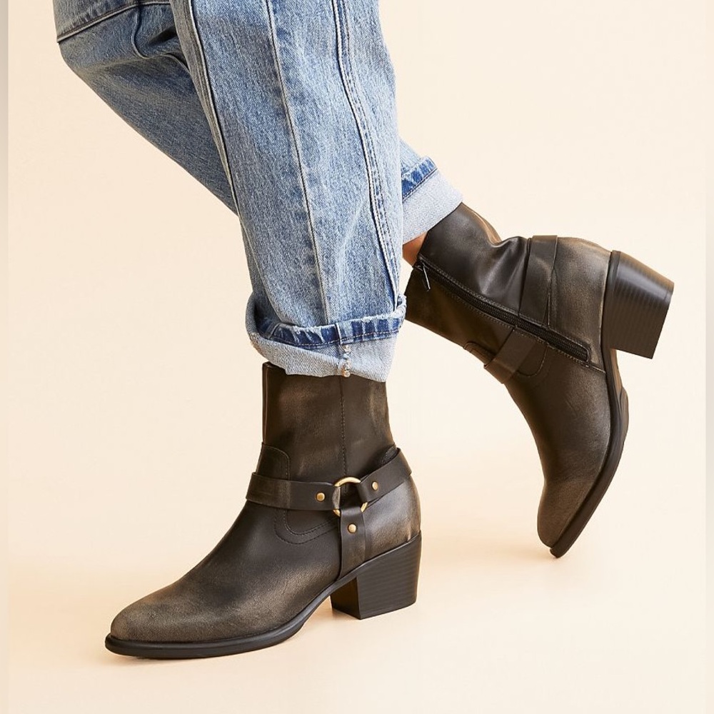 BUCKLE Chiara Moto Ankle Boot